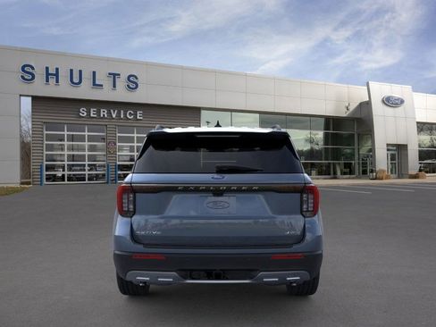 New 2026 Ford Explorer Active w/ Active Comfort Package image 5