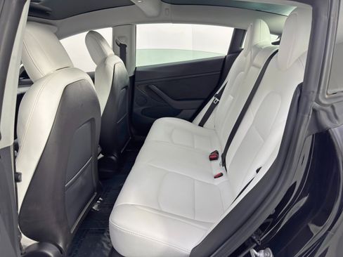 Used 2021 Tesla Model 3 Performance image 37