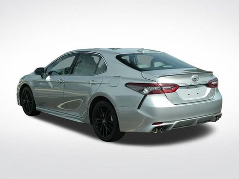 Used 2024 Toyota Camry XSE FWD image 6