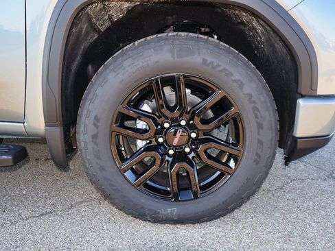 New 2026 GMC Sierra 1500 Elevation image 30