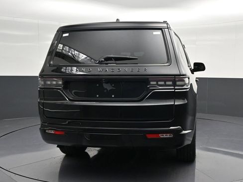 Used 2024 Jeep Grand Wagoneer Series III w/ Rear Seat Video Group 1 AWD/4WD image 2