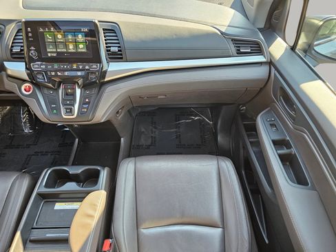 Used 2019 Honda Odyssey EX-L image 4