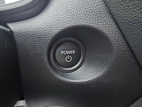 Used 2025 Toyota Corolla Cross AWD Hybrid image 21