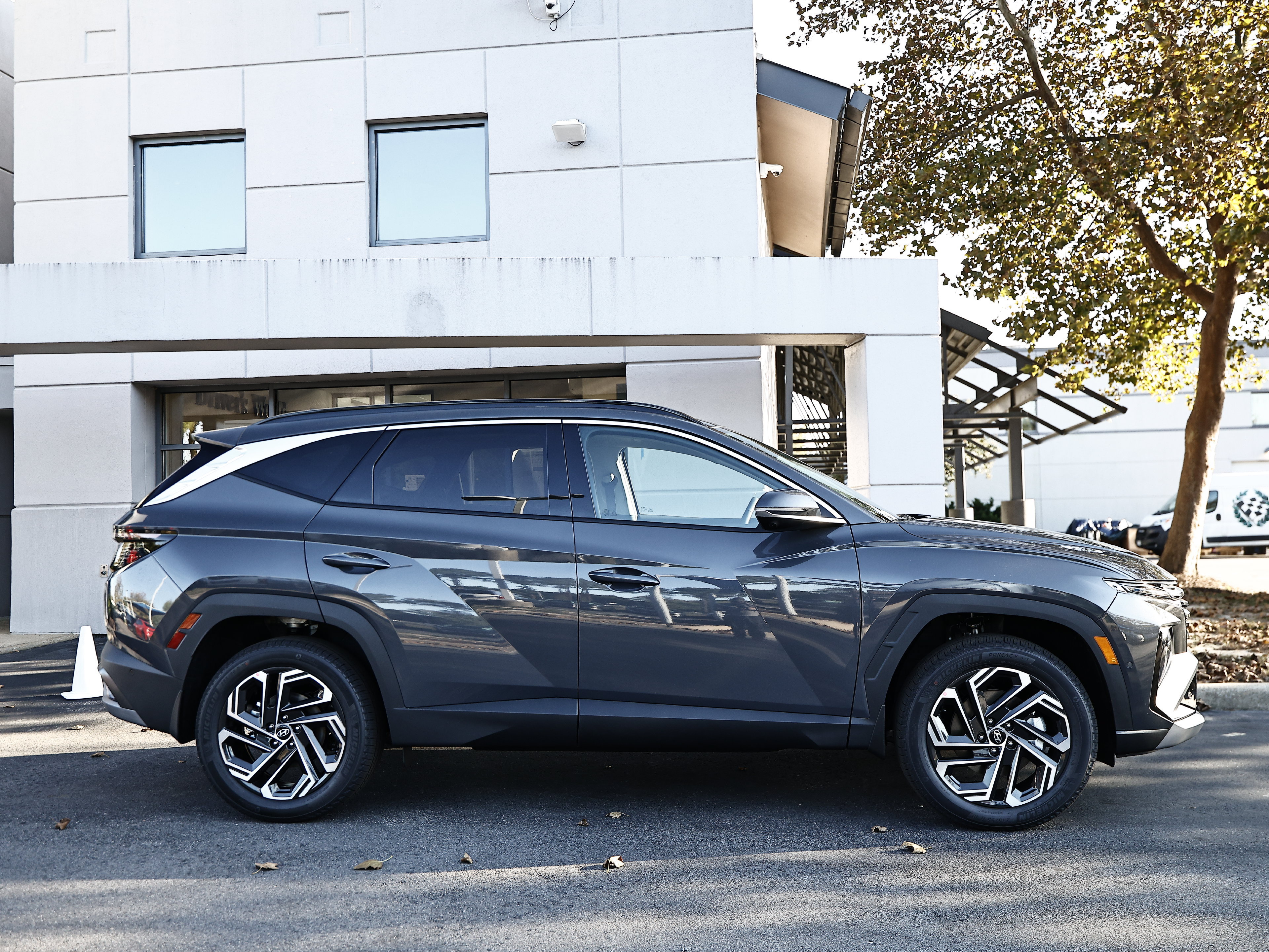 New 2026 Hyundai Tucson Limited AWD/4WD image 3