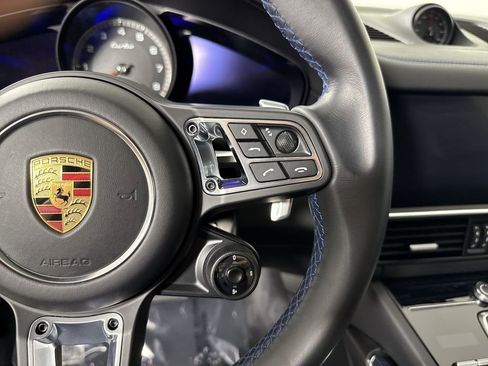 Certified 2023 Porsche Cayenne Turbo AWD/4WD image 38