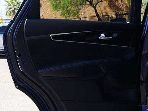 Used 2019 Kia Sorento S image 30