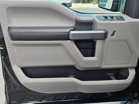 Used 2016 Ford F150 XLT w/ Equipment Group 301A Mid RWD image 17