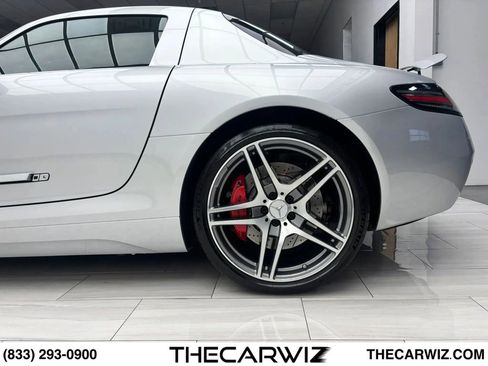 Used 2013 Mercedes-Benz SLS AMG GT Coupe image 24