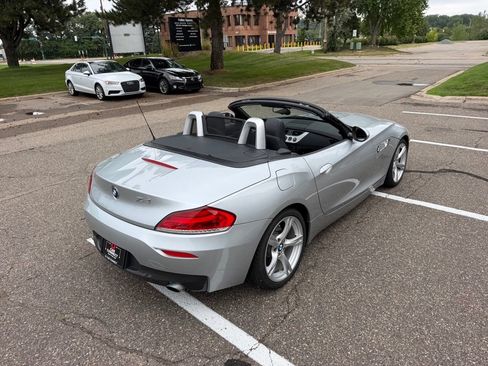 Used 2014 BMW Z4 sDrive35i RWD image 10