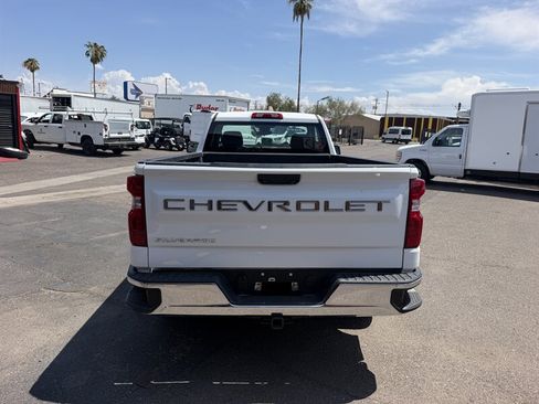 Used 2025 Chevrolet Silverado 1500 W/T RWD image 4