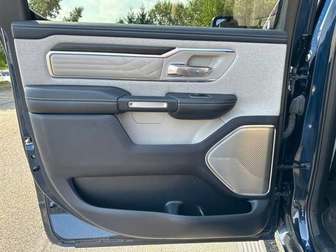 Used 2024 RAM 1500 Limited AWD/4WD image 35