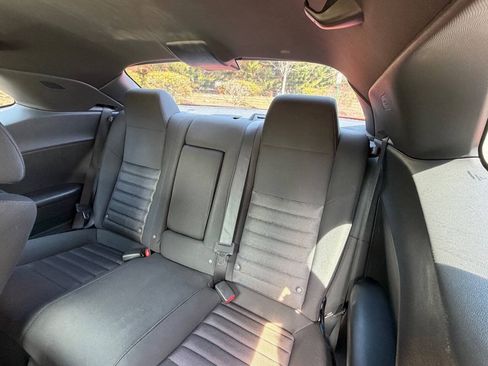 Used 2010 Dodge Challenger SE RWD image 18