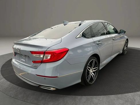 Used 2021 Honda Accord Touring image 5