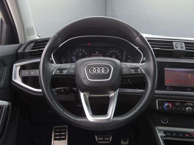 Used 2021 Audi Q3 2.0T Premium Plus w/ Premium Plus Package AWD/4WD image 25