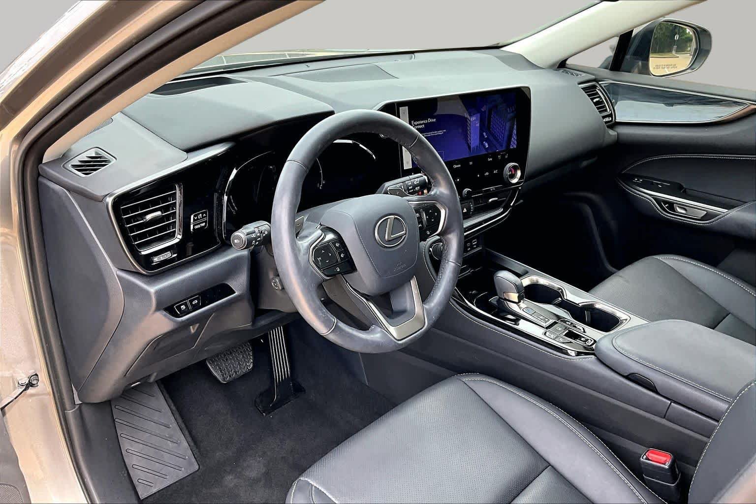 Used 2025 Lexus NX 350 AWD w/ Accessory Package (2T) image 18