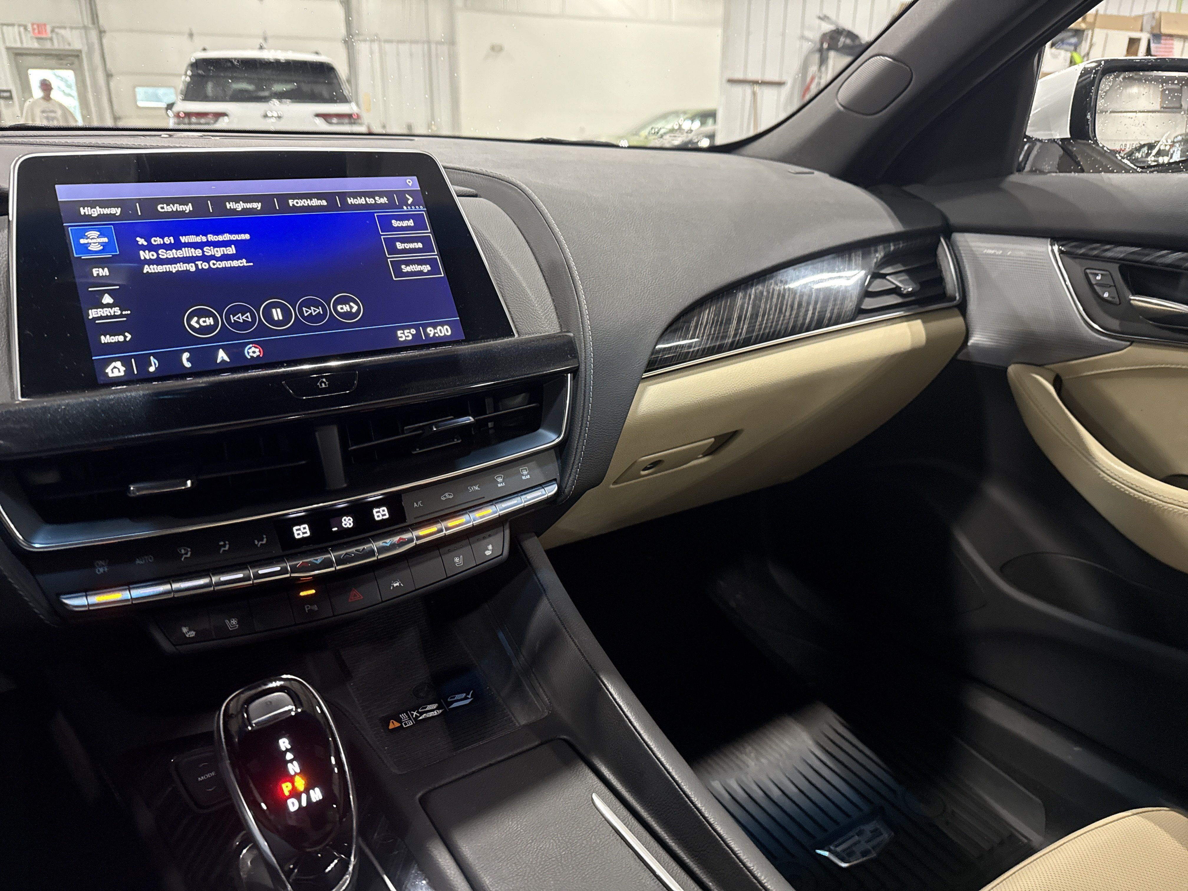Used 2023 Cadillac CT5 Luxury AWD/4WD image 11