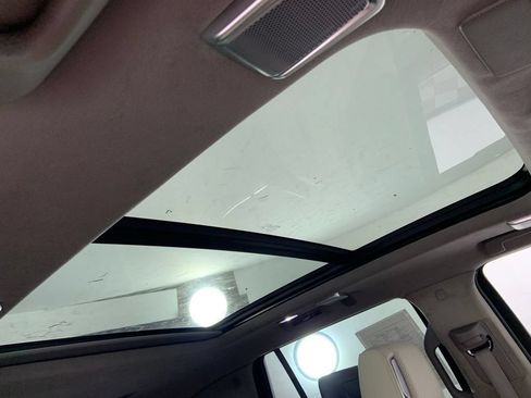 Used 2024 Cadillac Escalade Sport Platinum w/ LPO, ONYX Package AWD/4WD image 22