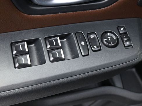 Used 2024 Honda Pilot Elite image 4