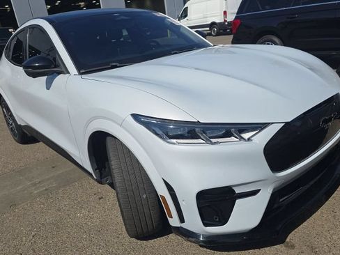 Used 2021 Ford Mustang Mach-E GT w/ GT Performance Edition AWD/4WD image 4