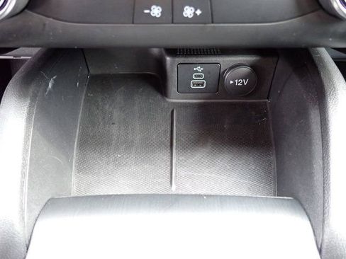 Certified 2025 Ford Escape Active AWD/4WD image 25