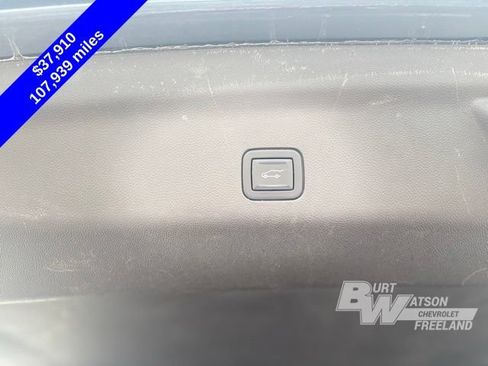 Used 2021 GMC Yukon XL SLT w/ SLT Luxury Plus Package AWD/4WD image 35