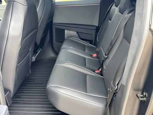 Used 2024 Tesla Cybertruck Cyberbeast AWD/4WD image 17