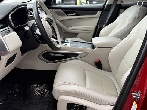 Used 2022 Jaguar F-PACE S image 15