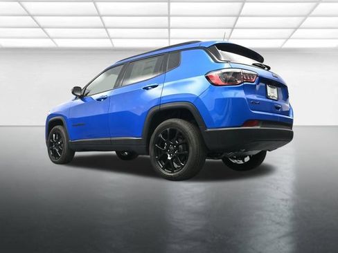 New 2026 Jeep Compass Latitude image 22