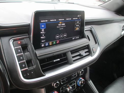 Certified 2021 GMC Yukon XL SLT w/ SLT Premium Package image 28