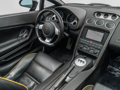 Used 2008 Lamborghini Gallardo Spyder AWD/4WD image 25