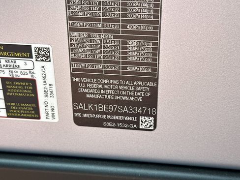 Used 2025 Land Rover Range Rover Long Wheelbase Autobiography image 38