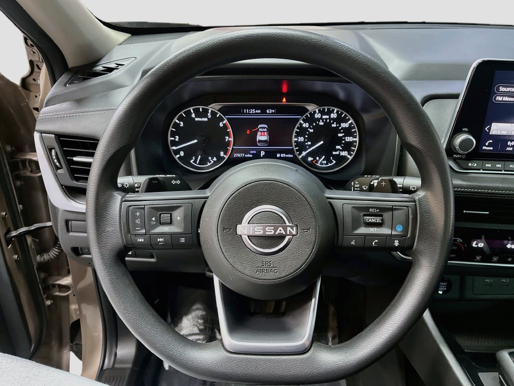 Used 2024 Nissan Rogue SV AWD/4WD image 11