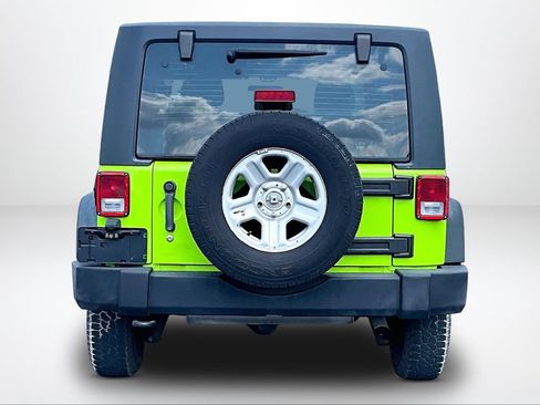 Used 2012 Jeep Wrangler Sport AWD/4WD image 4