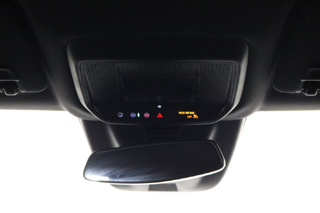 Used 2024 Chevrolet Equinox EV LT FWD image 25