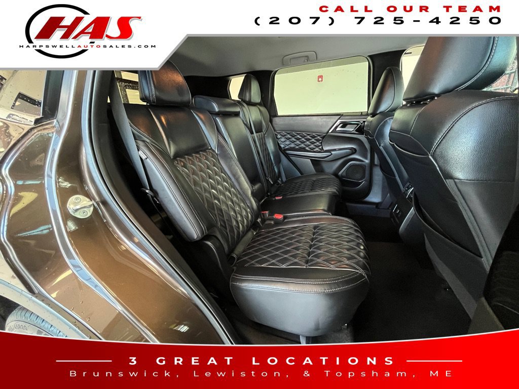 Used 2022 Mitsubishi Outlander SEL AWD/4WD image 12