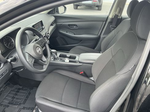 Used 2025 Nissan Sentra S FWD image 10