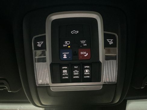 Used 2020 RAM 2500 Limited image 38