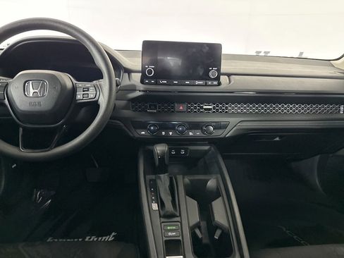 Used 2025 Honda Accord SE image 21