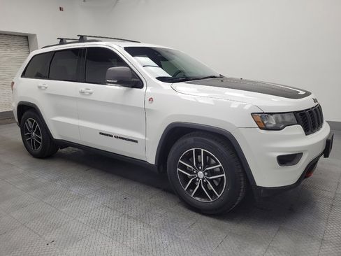 Used 2017 Jeep Grand Cherokee Trailhawk image 11