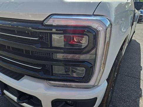 New 2025 Ford F250 Platinum image 33
