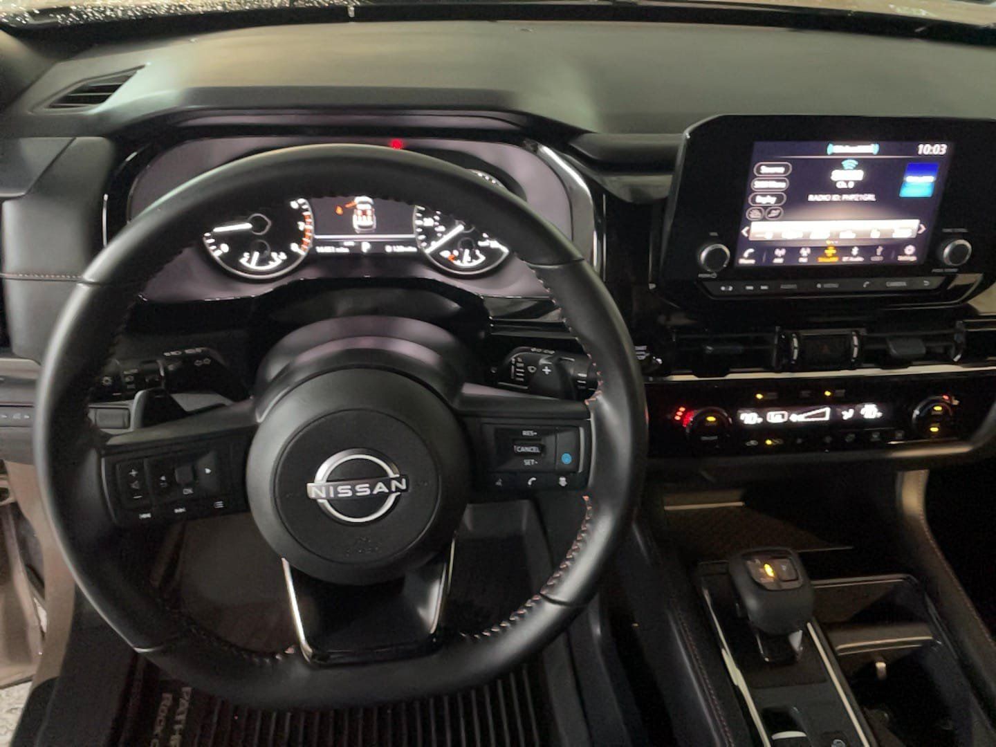 Used 2025 Nissan Pathfinder Rock Creek AWD/4WD image 12