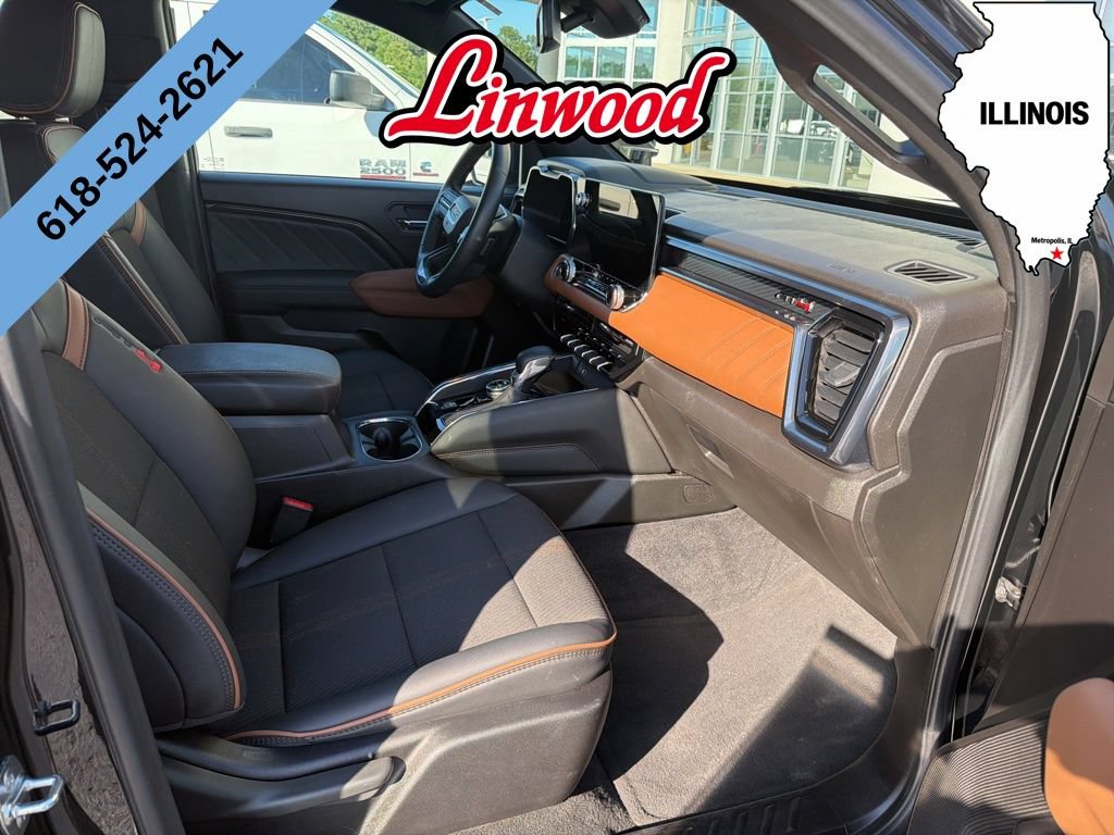 Used 2025 GMC Canyon AT4 AWD/4WD image 6