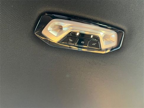 New 2026 BMW 330i xDrive 330i xDrive w/ Premium Package image 28