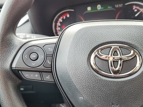 Certified 2025 Toyota RAV4 XLE image 19