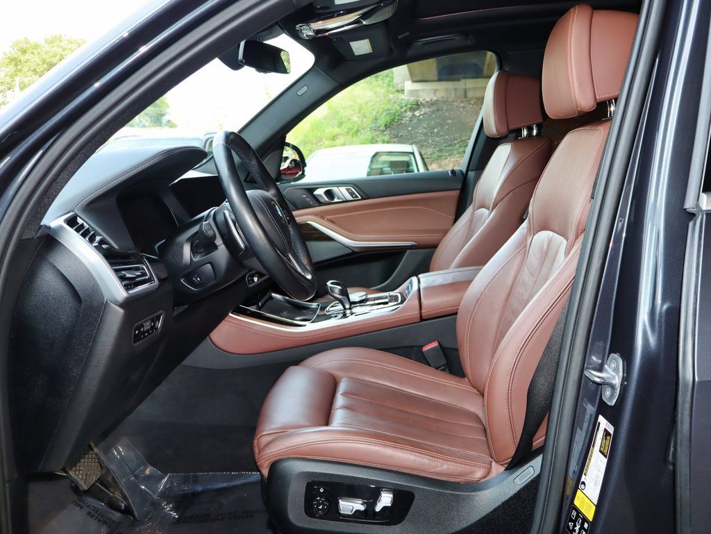 Used 2020 BMW X5 xDrive40i w/ Executive Package AWD/4WD image 18