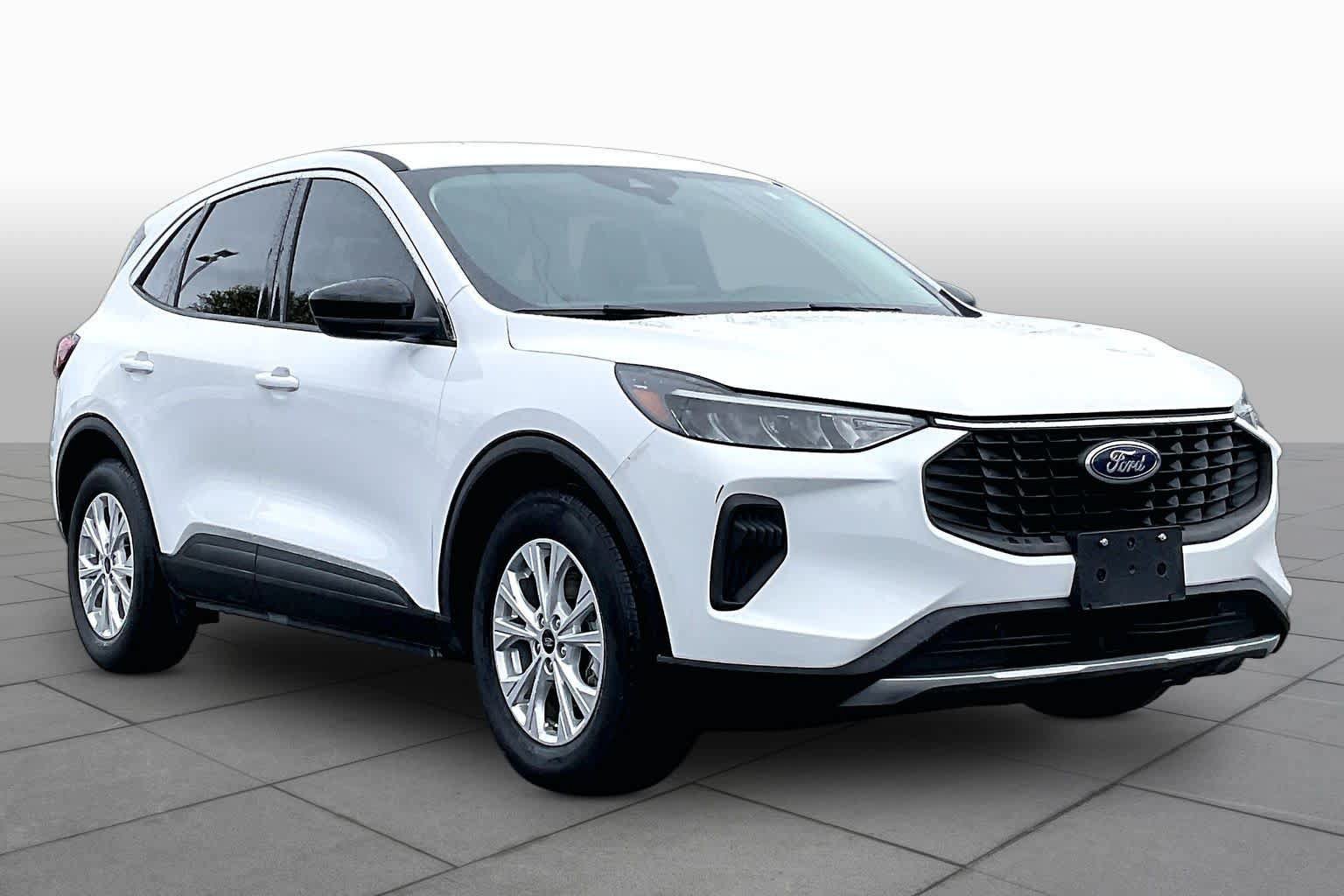 Used 2024 Ford Escape Active FWD image 3