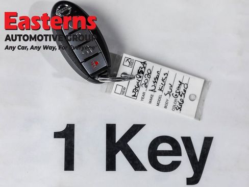 Used 2020 Nissan Kicks SR image 22