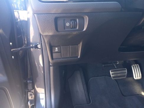 Used 2025 Honda Civic Sport image 28