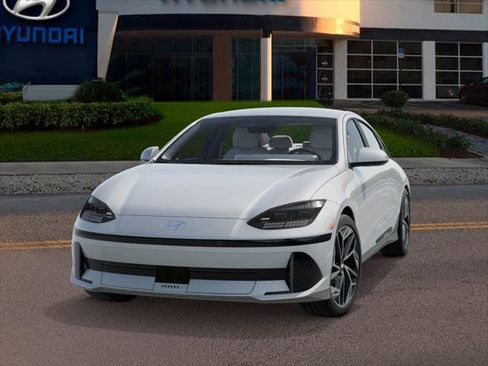 New 2025 Hyundai Ioniq 6 SEL image 6