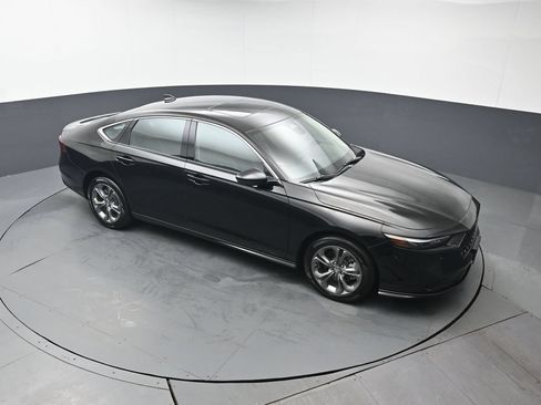 Used 2023 Honda Accord EX-L image 39